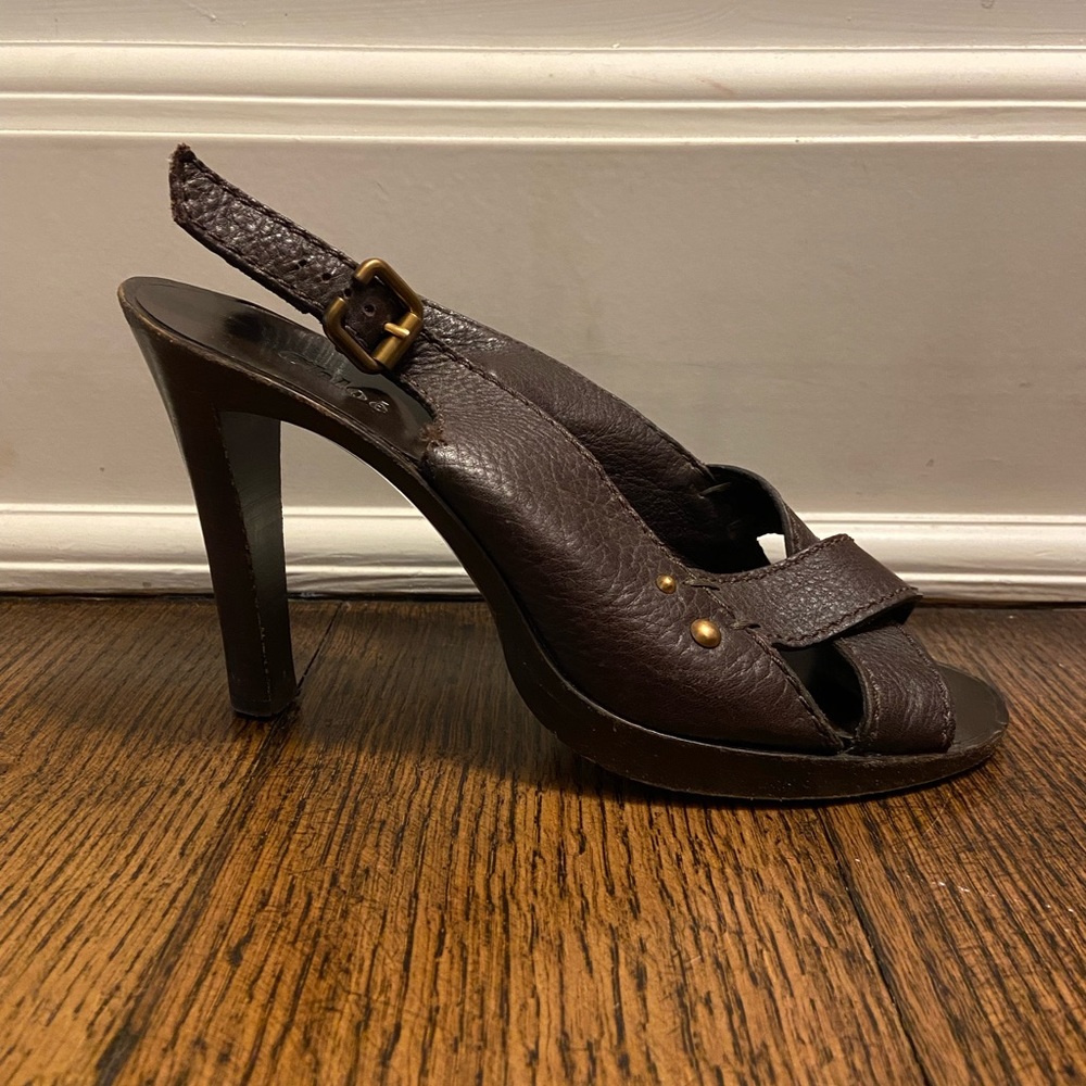 Chloé vintage brown leather heels!